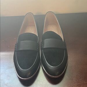 Madewell Black Leather & Suede Loafers size 7.
